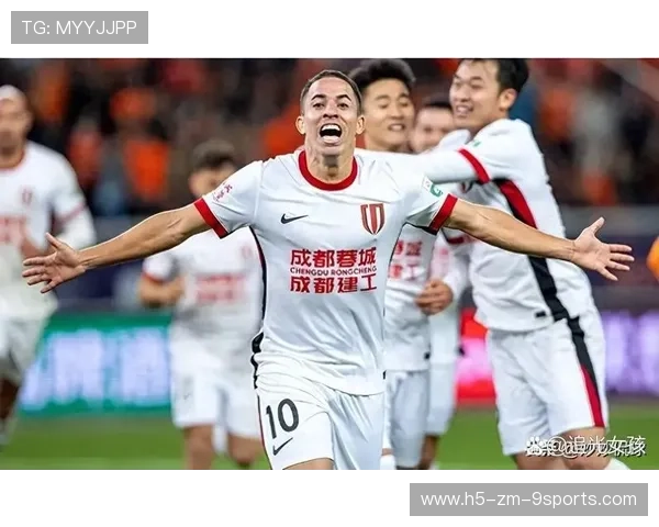 成都蓉城严鼎皓中场直塞，多次威胁对手禁区的战术启示